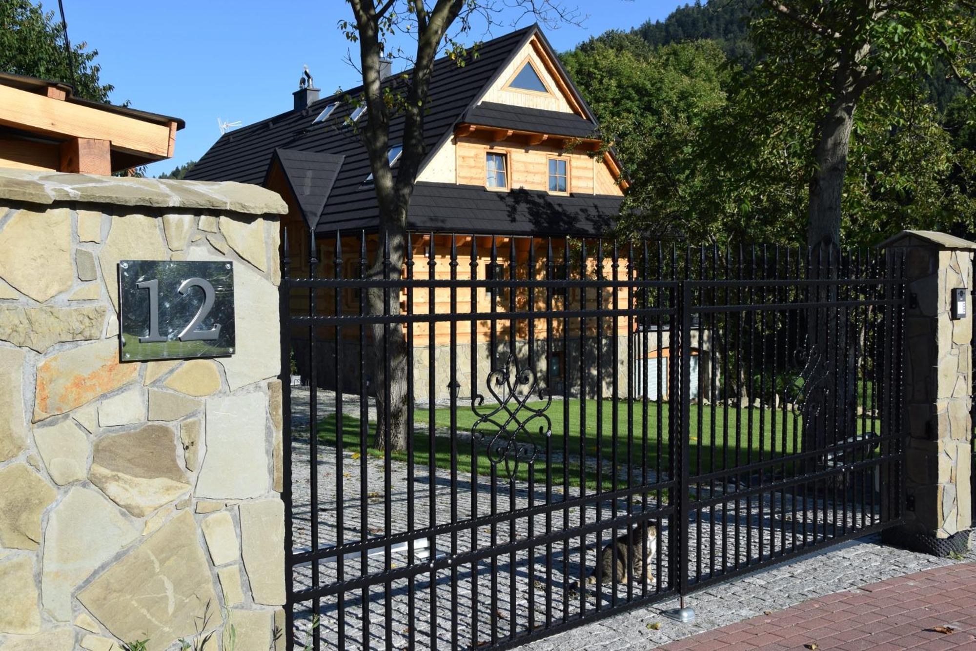 Goralka Villa